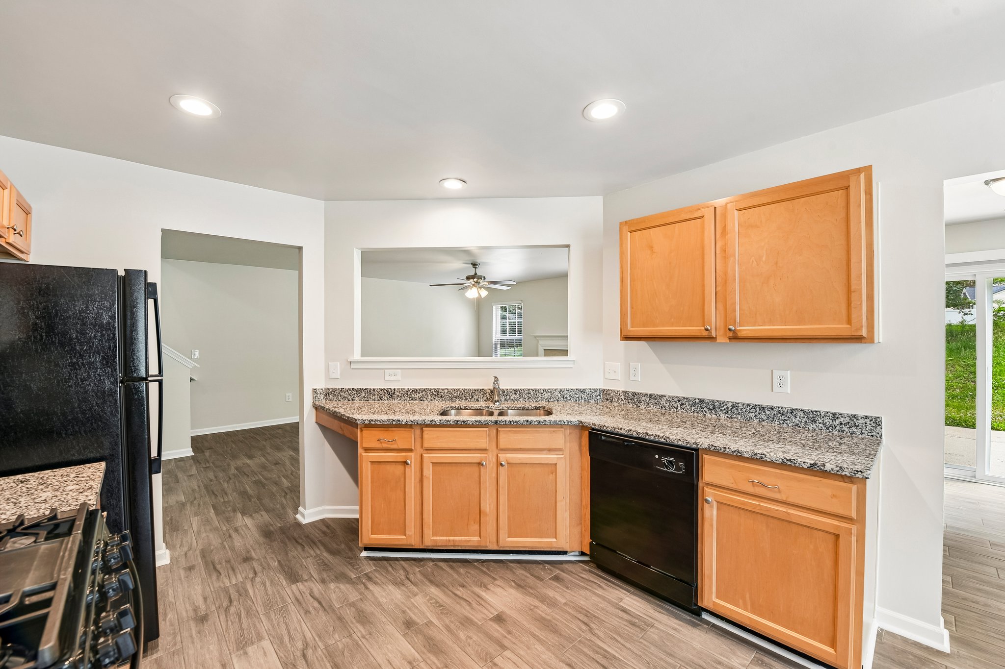 Leawood Run Ct-S2205-009.jpg