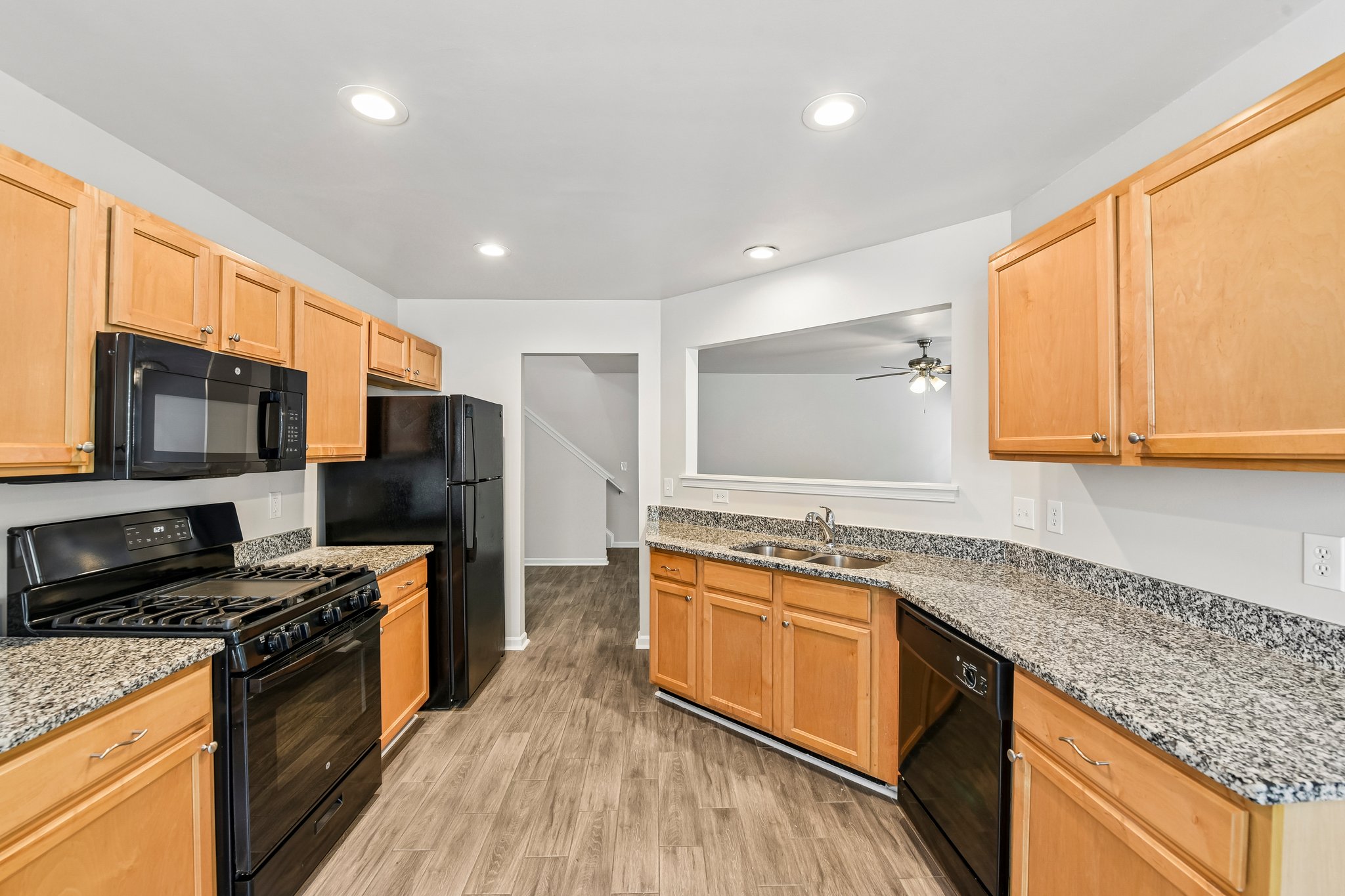 Leawood Run Ct-S2205-011.jpg