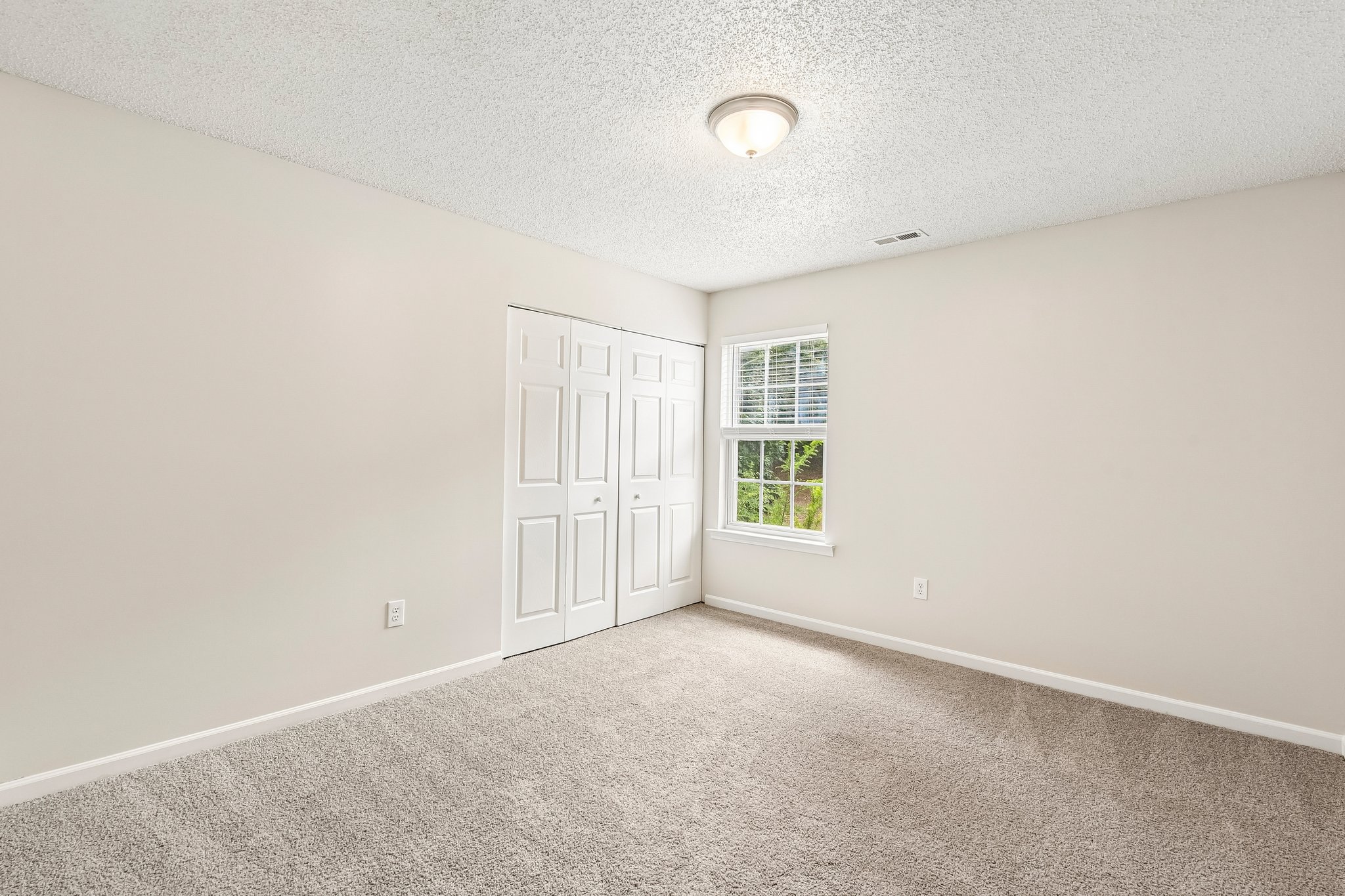 Leawood Run Ct-S2205-023.jpg