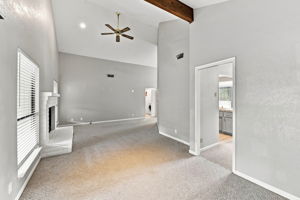 018_F8_5905 Lucinda Ln