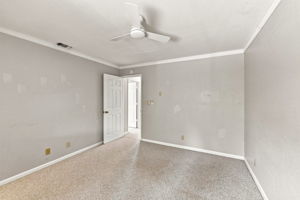 026_F8_5905 Lucinda Ln