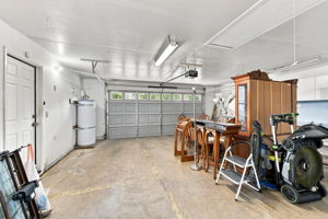 035_F8_5905 Lucinda Ln