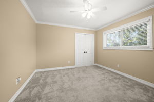  Photo 37