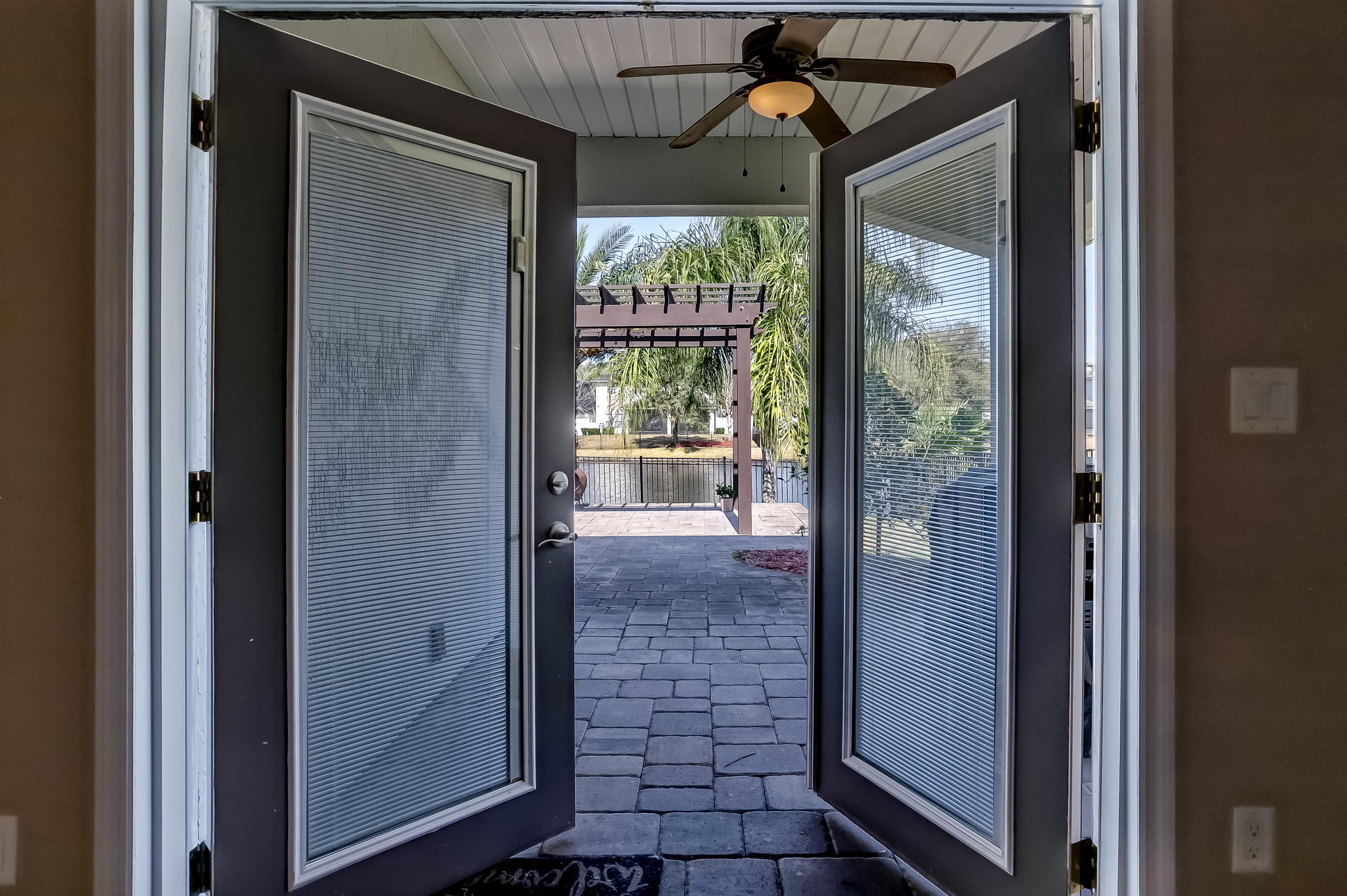 Lanai Entry