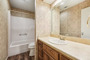 Mountainwood Dr-1106-023.jpg
