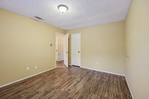 Mountainwood Dr-1106-025.jpg