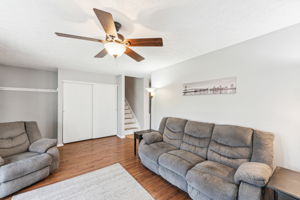 17_Interior
