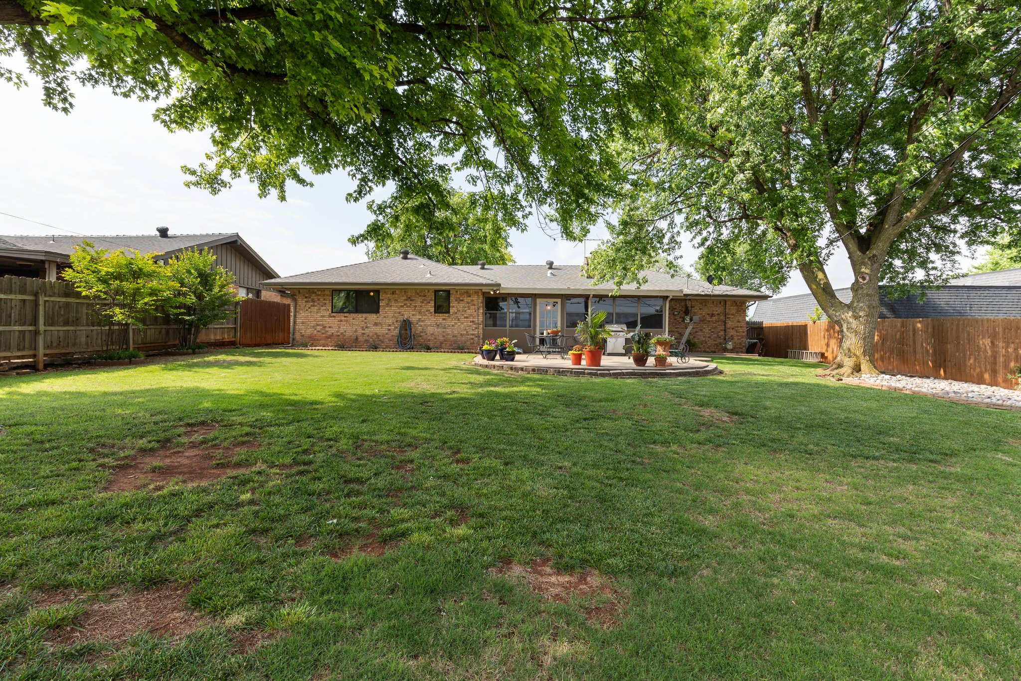 5909 NW 72nd Pl_037.jpg