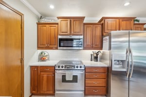 5909 NW 72nd Pl_013.jpg