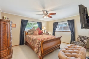 5909 NW 72nd Pl_018.jpg