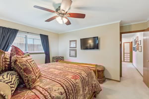 5909 NW 72nd Pl_019.jpg
