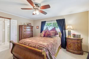 5909 NW 72nd Pl_020.jpg