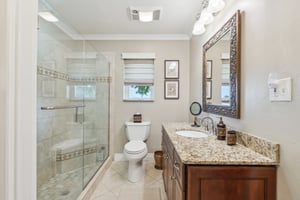 5909 NW 72nd Pl_022.jpg