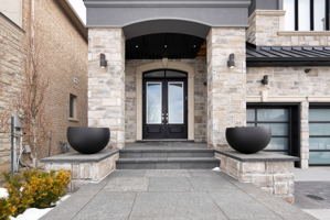 591 Pleasant Ridge Ave, Vaughan, ON L4J 0G2, Canada Photo 16