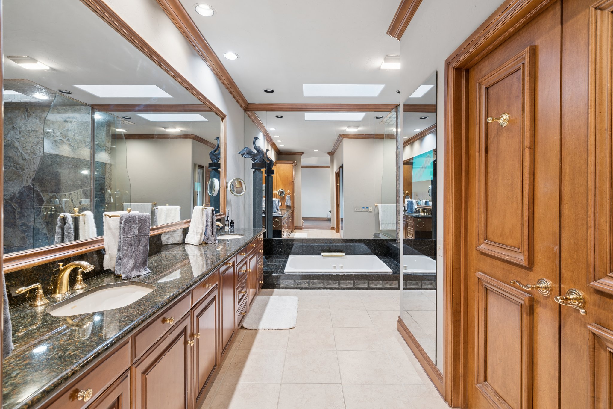 5912 Chestnut Ct_030.jpg