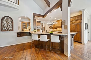 DSC07840-2 virtually staged.jpeg