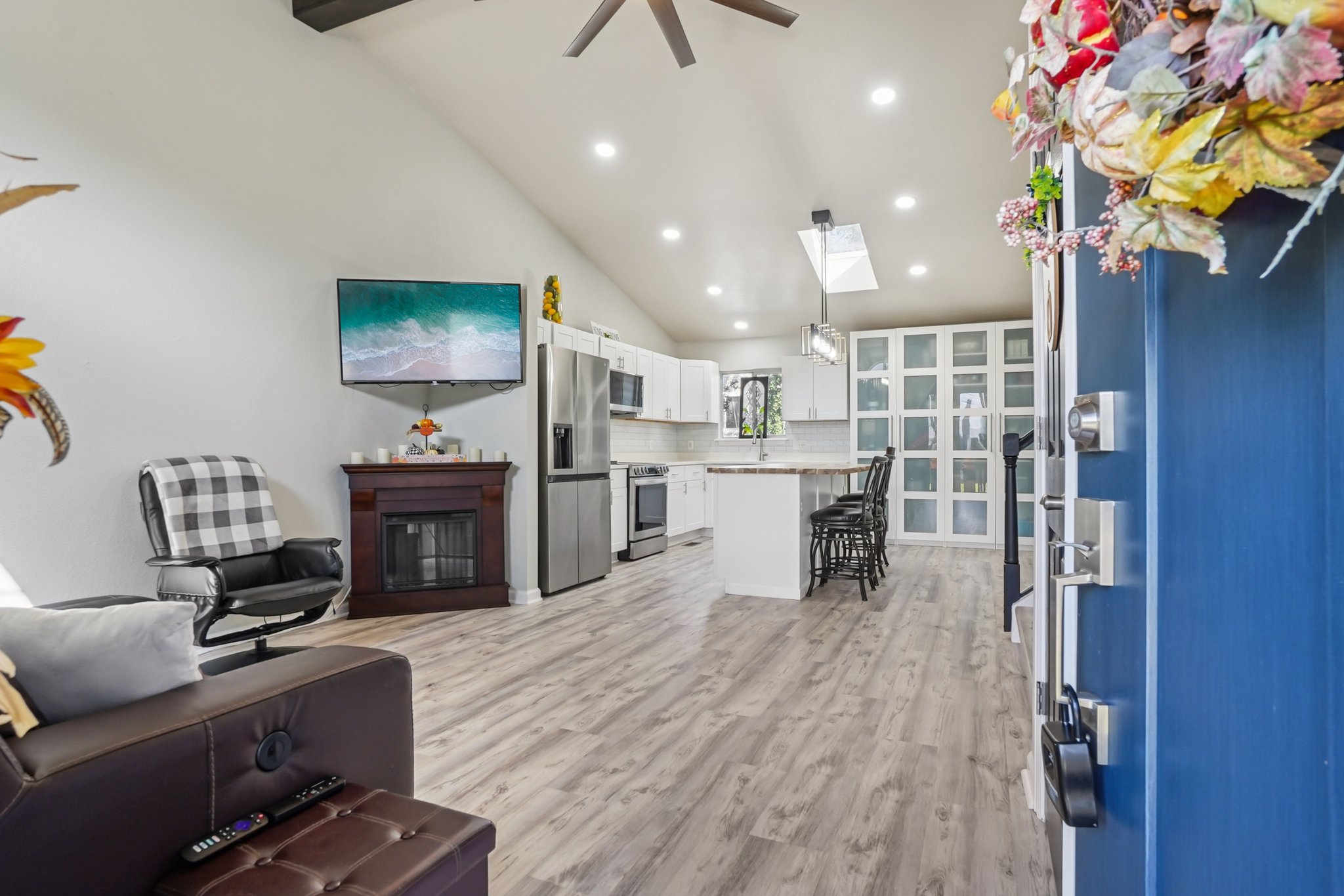 E 121st Pl-S3009-005.jpg