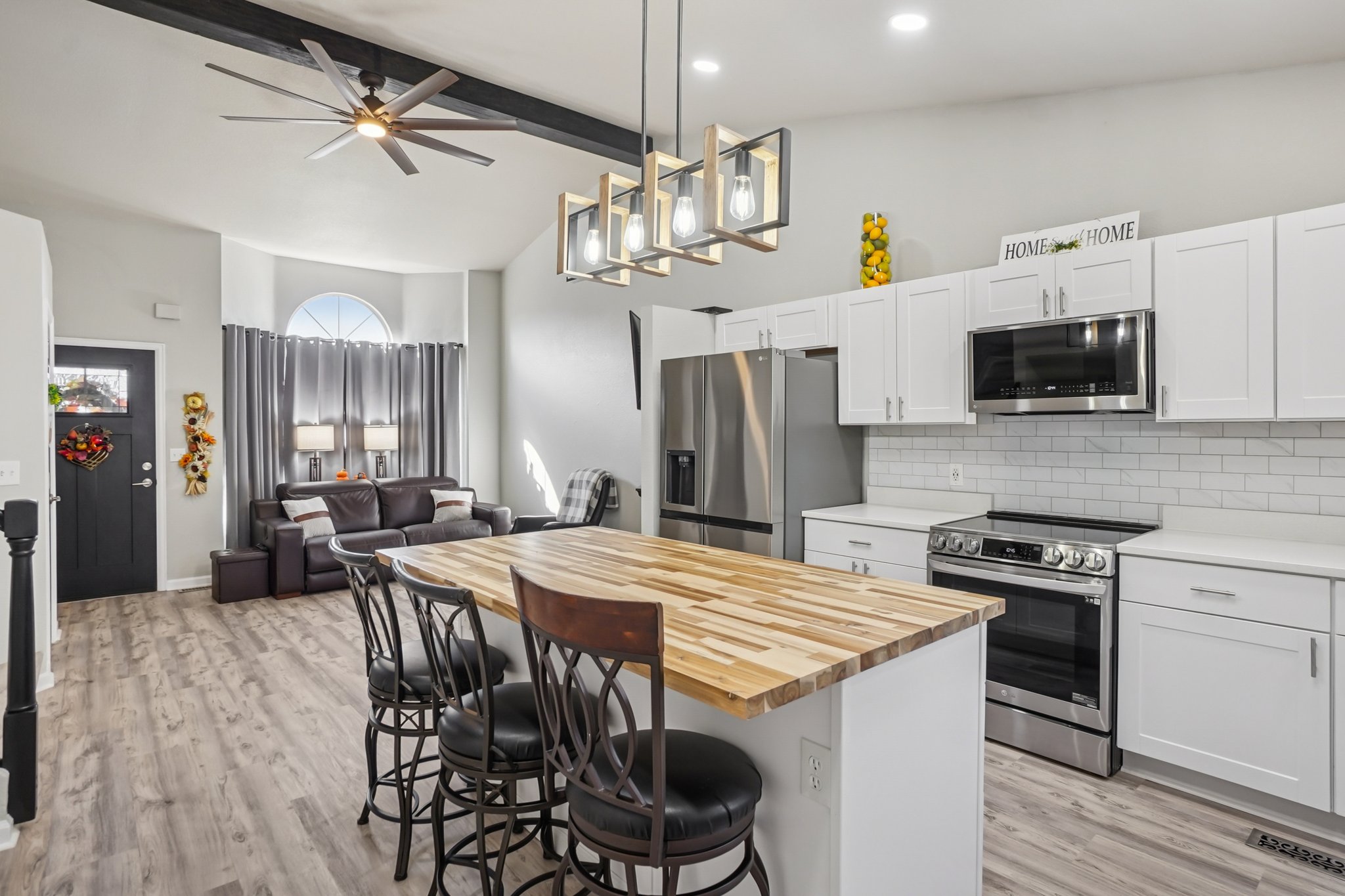 E 121st Pl-S3009-013.jpg