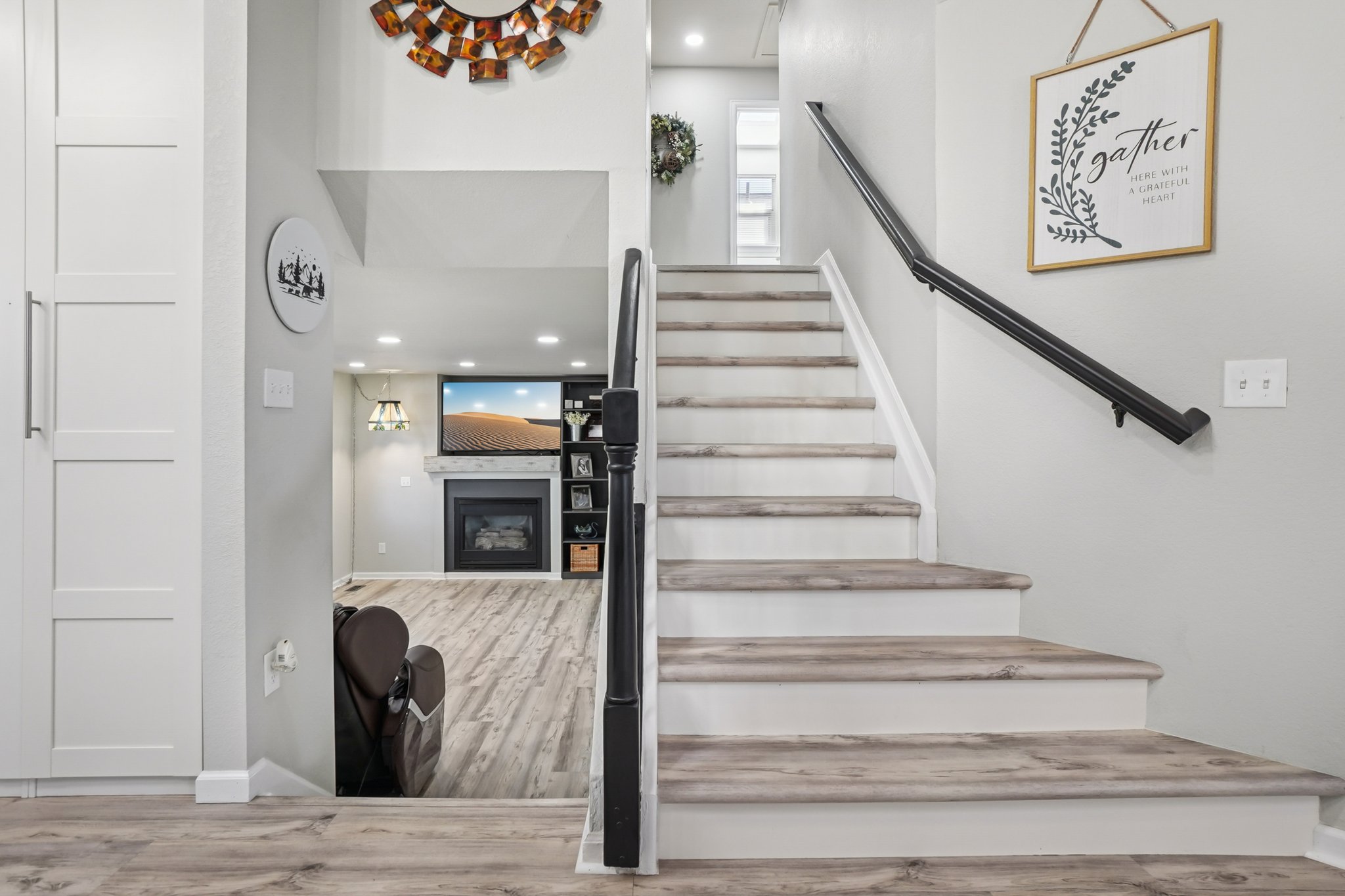 E 121st Pl-S3009-015.jpg