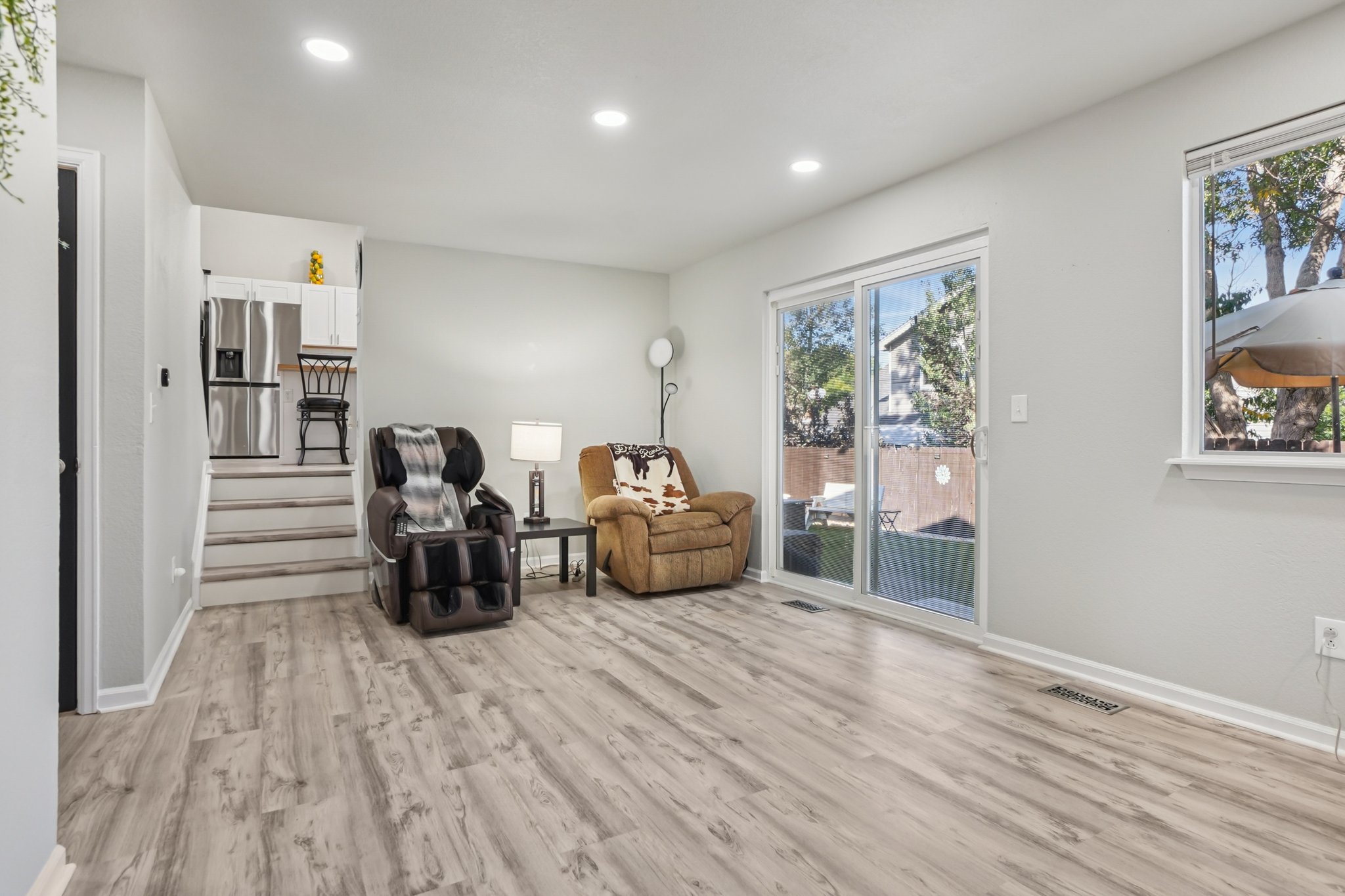 E 121st Pl-S3009-018.jpg