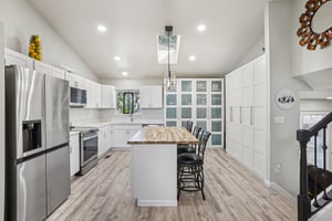 E 121st Pl-S3009-009.jpg