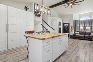 E 121st Pl-S3009-014.jpg