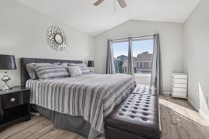 E 121st Pl-S3009-027.jpg