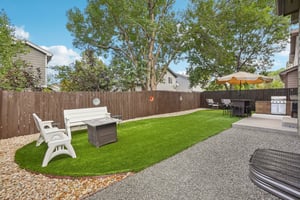 E 121st Pl-S3009-039.jpg