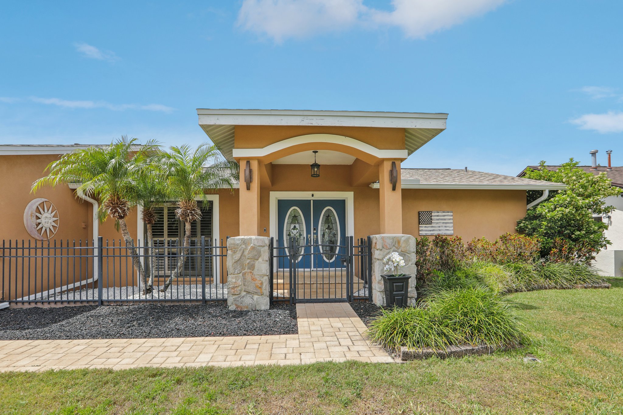 Oakhurst Dr-S0704-004.jpg