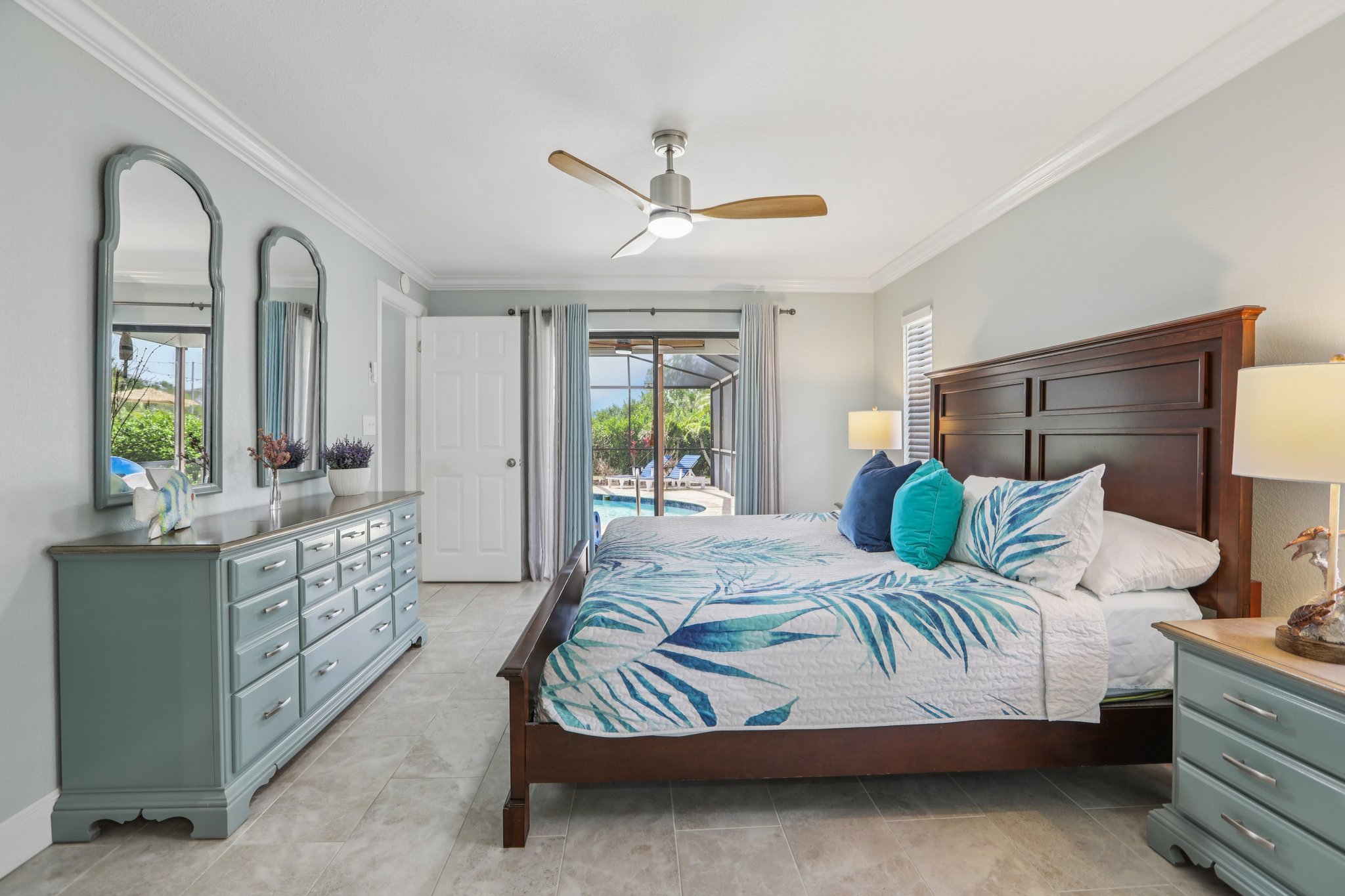 Oakhurst Dr-S0704-027.jpg