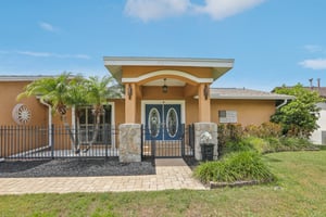 Oakhurst Dr-S0704-004.jpg