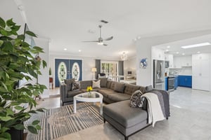 Oakhurst Dr-S0704-005.jpg