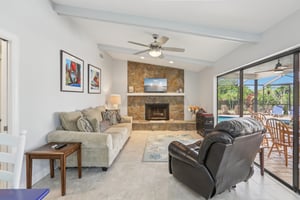 Oakhurst Dr-S0704-006.jpg