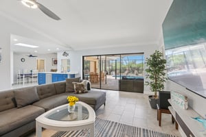 Oakhurst Dr-S0704-013.jpg