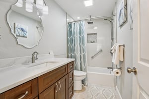 Oakhurst Dr-S0704-022.jpg