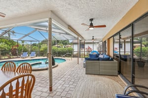 Oakhurst Dr-S0704-028.jpg