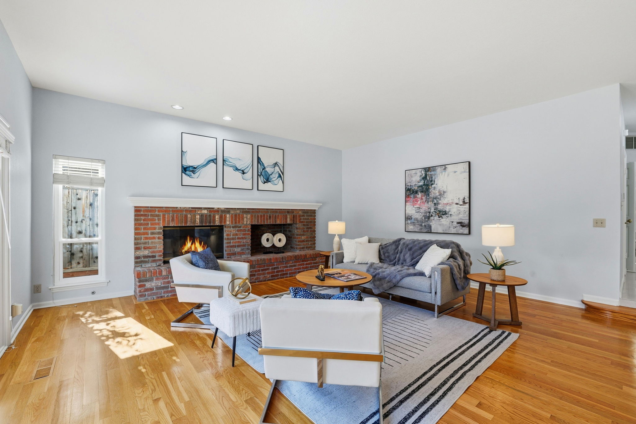 011_F8_5916 Sterling Oaks Dr