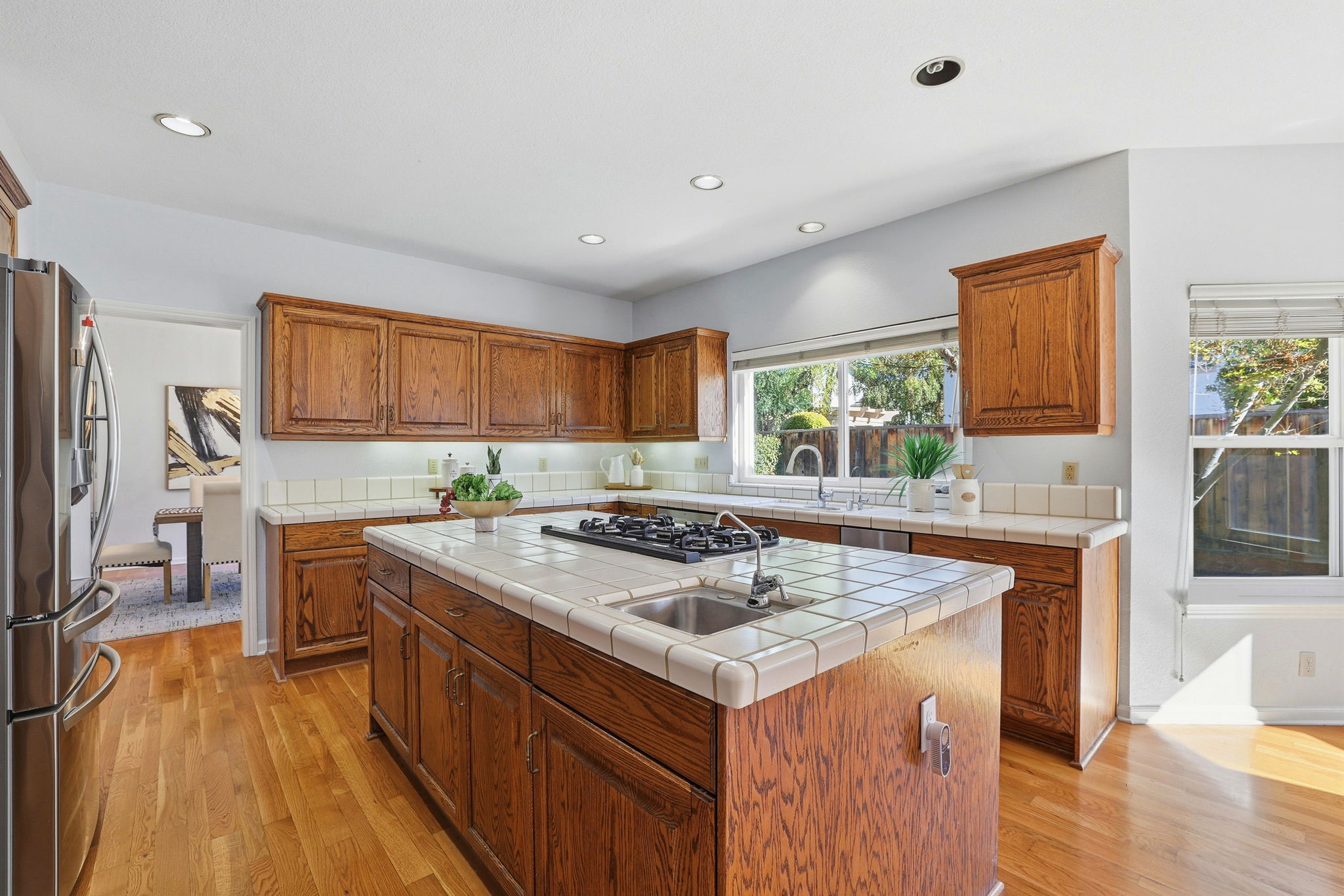 014_F8_5916 Sterling Oaks Dr