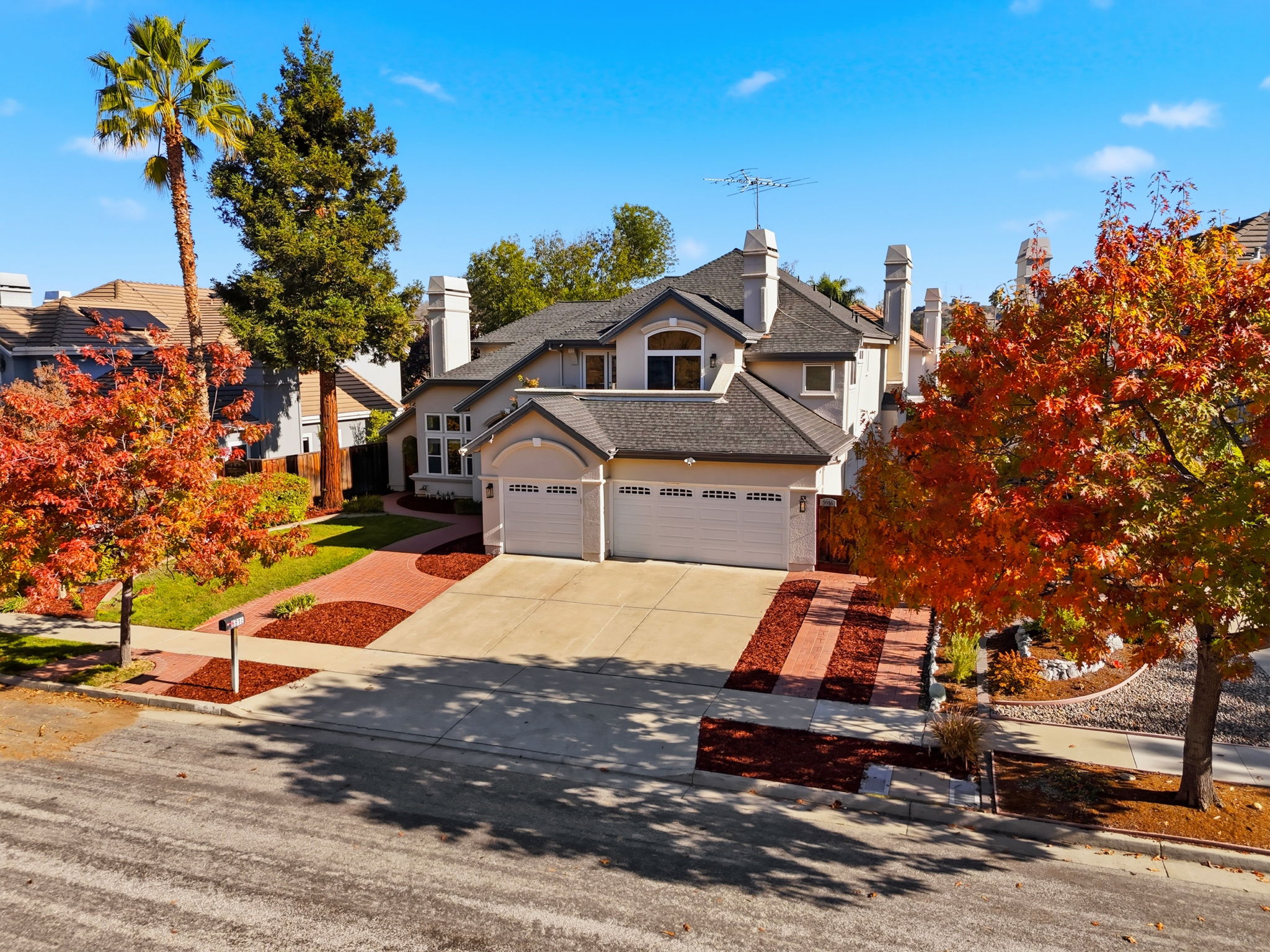 002_F8_AERIAL_5916 Sterling Oaks