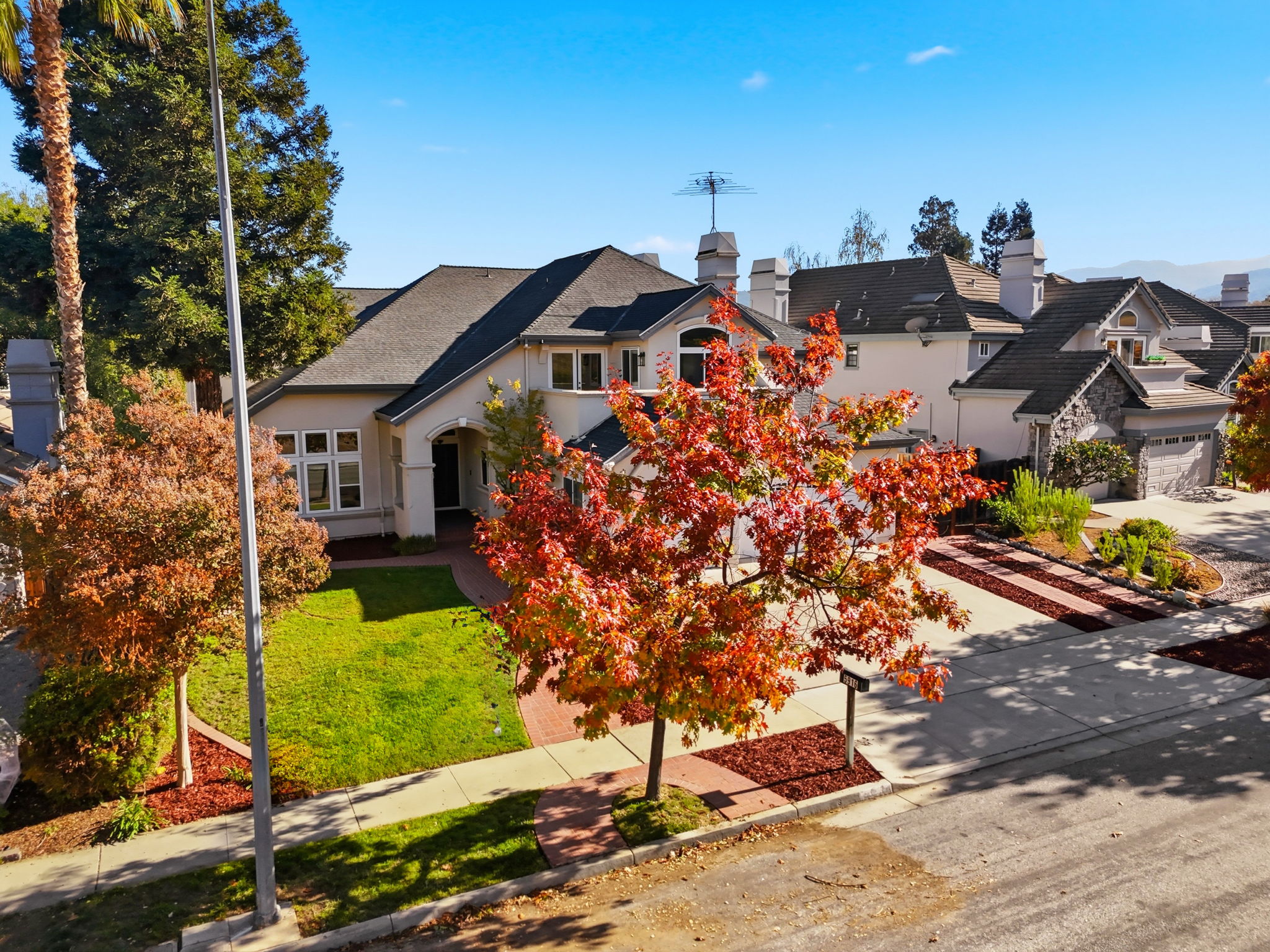 003_F8_AERIAL_5916 Sterling Oaks