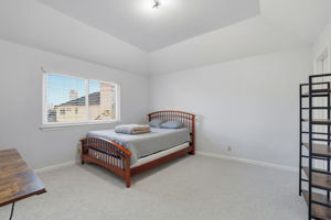 039_F8_5916 Sterling Oaks Dr