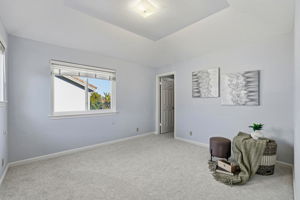 044_F8_5916 Sterling Oaks Dr