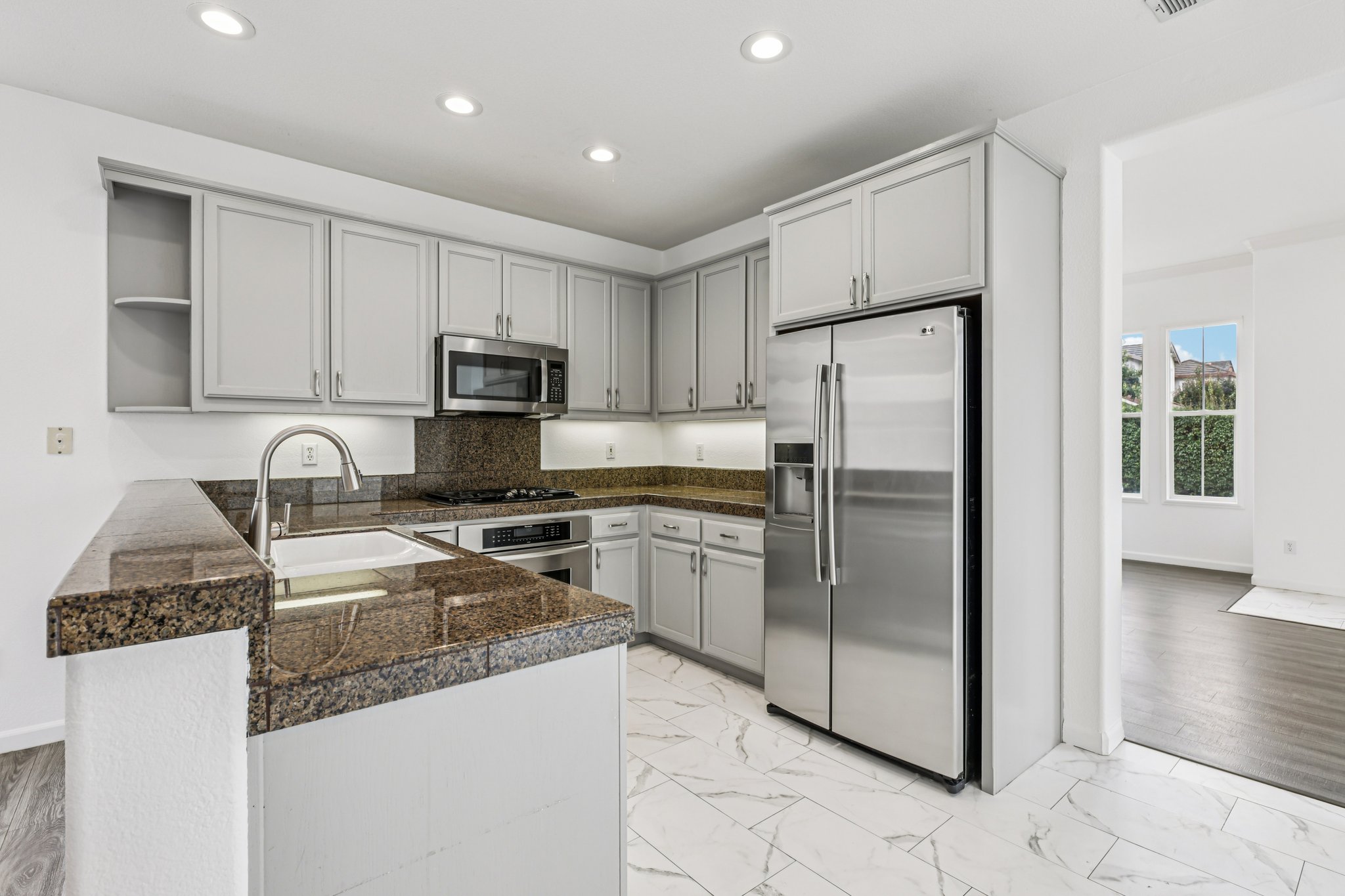 Topsfield Cir-S1602-009.jpg