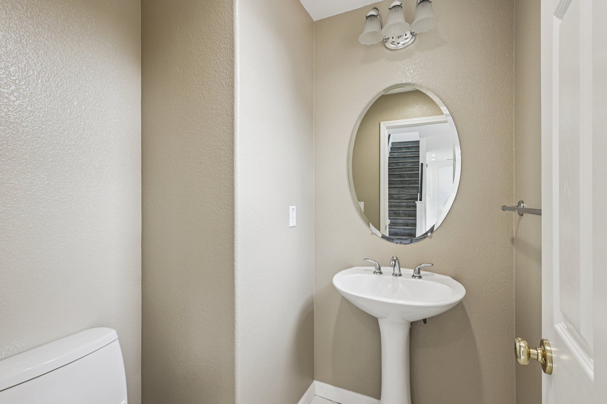 Topsfield Cir-S1602-012.jpg