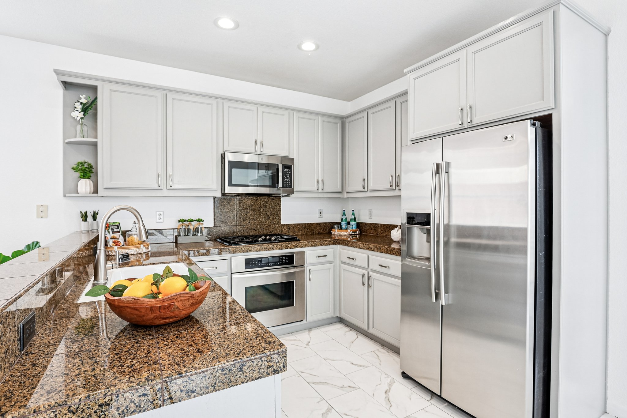 - 5919 Topsfield Cir-S2104-011.jpg