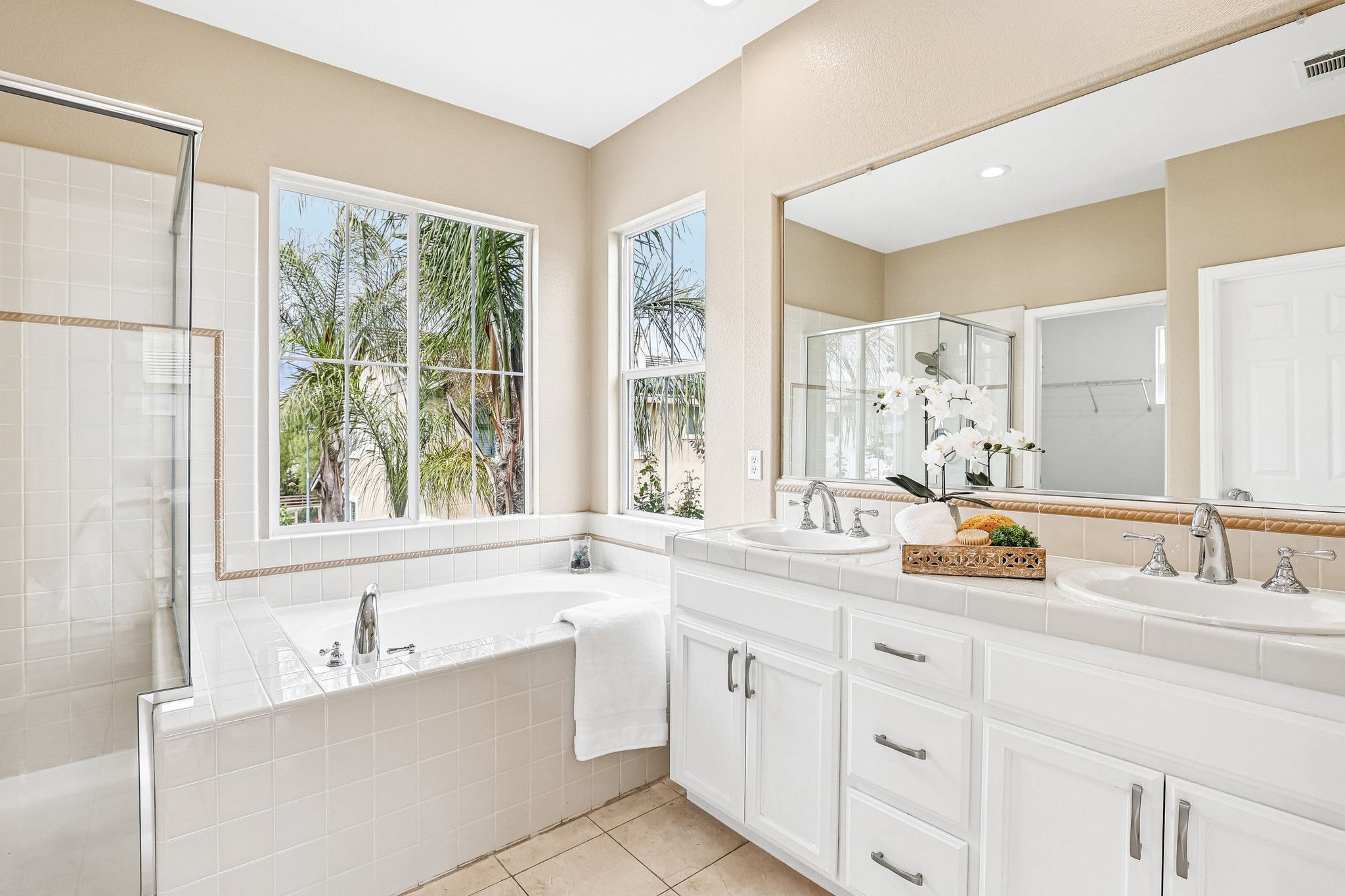 - 5919 Topsfield Cir-S2104-023.jpg