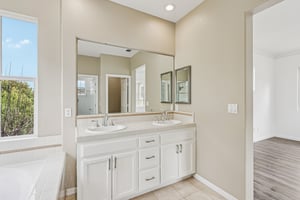 Topsfield Cir-S1602-027.jpg