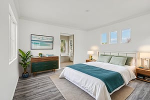 Topsfield Cir-S1602-021 virtually staged.jpeg