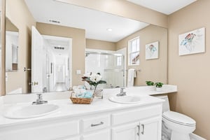 - 5919 Topsfield Cir-S2104-019.jpg