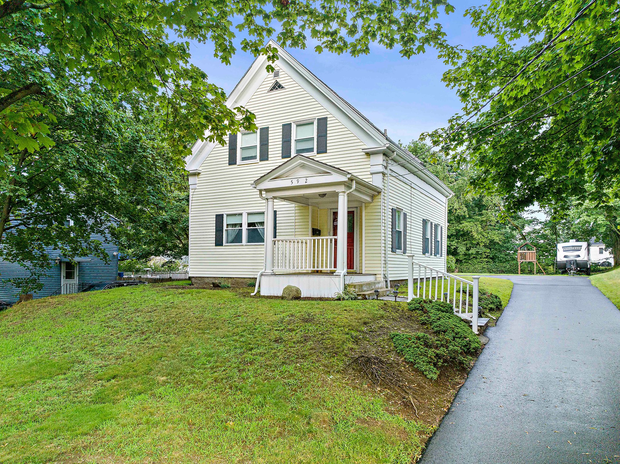 592 East St, Weymouth, MA 02189 TMRE Photography